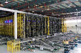 Xinhua Headlines: Smart manufacturing drives China's high-quality growth