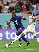 (SP)QATAR-AL KHOR-2022 WORLD CUP-GROUP B-ENG VS USA