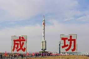 Xinhua Headlines-Xi Focus: Chinese Dream inspires nation on journey ahead