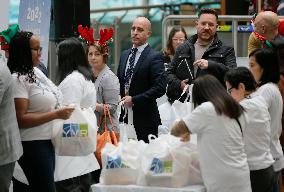 CANADA-VANCOUVER-HOLIDAY HAMPER DRIVE-FOOD DONATION
