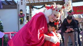 U.S.-LOS ANGELES-UNIVERSAL STUDIOS HOLLYWOOD-HOLIDAY FESTIVITIES
