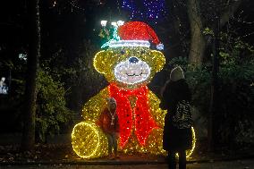 ROMANIA-BUCHAREST-LIGHT DECORATION