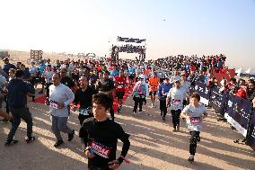 (SP) EGYPT-CAIRO-PYRAMIDS HALF MARATHON