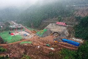 CHINA-CHONGQING-HIGH-SPEED RAILWAY-CONSTRUCTION (CN)