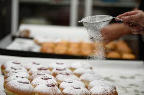 ISRAEL-KIRYAT SHMONA-HANUKKAH-DONUTS