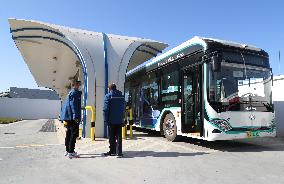 CHINA-SHANGHAI-LINGANG NEW AREA-HYDROGEN POWERED BUSES (CN)