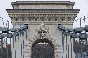 HUNGARY-BUDAPEST-CHAIN BRIDGE-REOPEN