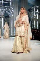 PAKISTAN-LAHORE-FASHION WEEK