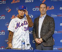 Senga joins New York Mets