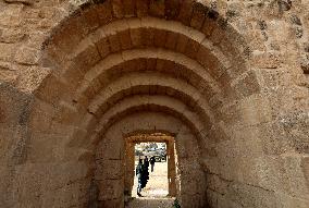 JORDAN-JERASH-ROMAN ARCHEOLOGICAL SITE-TOURISM