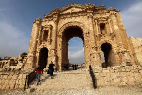 JORDAN-JERASH-ROMAN ARCHEOLOGICAL SITE-TOURISM