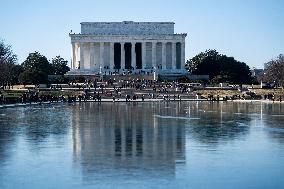 U.S.-WASHINGTON, D.C.-COLD CHRISTMAS