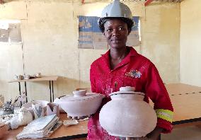 NAMIBIA-ONDANGWA-POTTERY-MAKING ART-MODERNIZATION-ENTREPRENEUR