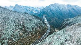 #CHINA-GUIZHOU-BRIDGE-OPEN TO TRAFFIC (CN)