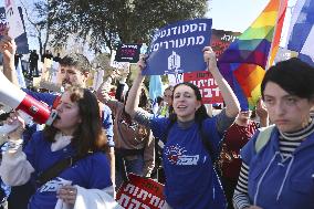 Rally against Netanyahu's return to power