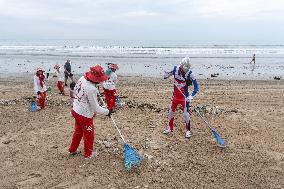 INDONESIA-BALI-TRASH CLEANING