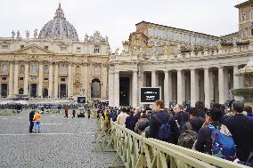 Mourning for former Pope Benedict XVI