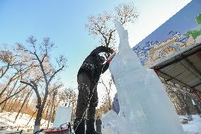 CHINA-HARBIN-ICE SCULPTURE COMPETITION (CN)