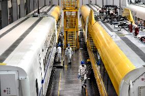 CHINA-SHANDONG-QINGDAO-TRAIN-SPRING FESTIVAL-PREPARATION (CN)