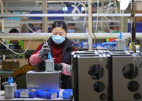CHINA-LIAONING-SHENYANG-OXYGEN CONCENTRATORS-PRODUCTION (CN)