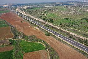 ISRAEL-LOD-HIGHWAY-AERIAL VIEW