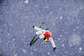 (SP)XINHUA-PICTURES OF THE YEAR 2022-SPORT