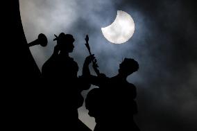 XINHUA-PICTURES OF THE YEAR 2022-WORLD NEWS