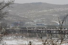 China-N. Korea border bridge