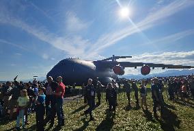 XINHUA-PICTURES OF THE YEAR 2022-WORLD NEWS