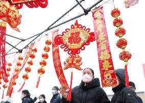 CHINA-LIAONING-SHENYANG-SPRING FESTIVAL-PREPARATIONS (CN)