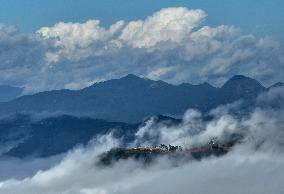 CHINA-FUJIAN-FUZHOU-ADVECTION FOG (CN)