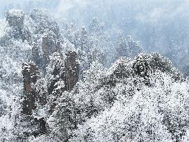 CHINA-HUNAN-ZHANGJIAJIE-SNOW-SCENERY (CN)