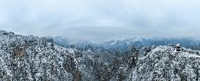 CHINA-HUNAN-ZHANGJIAJIE-SNOW-SCENERY (CN)