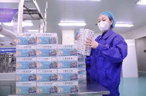 CHINA-LIAONING-SHENYANG-PHARMACEUTICAL COMPANIES-PRODUCTION (CN)