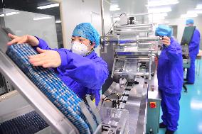 CHINA-LIAONING-SHENYANG-PHARMACEUTICAL COMPANIES-PRODUCTION (CN)