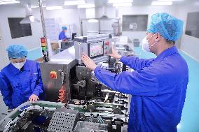 CHINA-LIAONING-SHENYANG-PHARMACEUTICAL COMPANIES-PRODUCTION (CN)