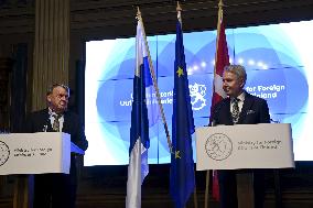 Ulkoministeri Haavisto ja Tanskan ulkoministeri Rasmussen