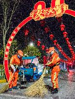 #CHINA-CHINESE NEW YEAR'S EVE-STAFF ON DUTY (CN)