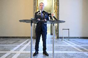 Haavisto raotti ovea mahdollisuudelle Suomen ja Ruotsin eriaikaisesta Nato-jäsenyydestä