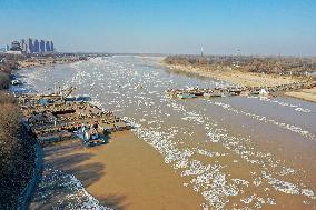 CHINA-SHANDONG-YELLOW RIVER-ICE JAM (CN)