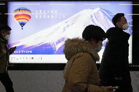 China resumes visa issuance to Japanese citizens