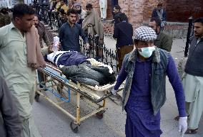 PAKISTAN-PESHAWAR-BLAST-INJURED