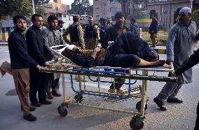 PAKISTAN-PESHAWAR-BLAST-INJURED