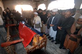 PAKISTAN-PESHAWAR-BLAST-DEATH TOLL