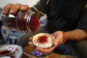 MIDEAST-NABLUS-SAFFRON-CULTIVATION