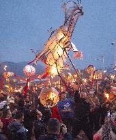 #CHINA-LANTERN FESTIVAL (CN)