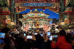 JAPAN-YOKOHAMA-LANTERN FESTIVAL-CELEBRATION