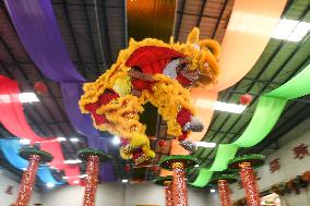 (SP)GUANGDONG-FOSHAN-GUANGDONG LION DANCE(CN)