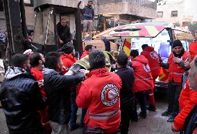 Xinhua Headlines: Rescue efforts intensify as devastating earthquakes kill about 5,000 in Türkiye, Syria