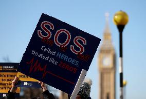 BRITAIN-LONDON-HEALTH WORKERS-STRIKE